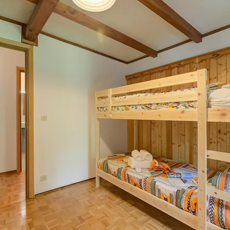 Apartment Comfort Tra Fiume E Pini - Happy *
